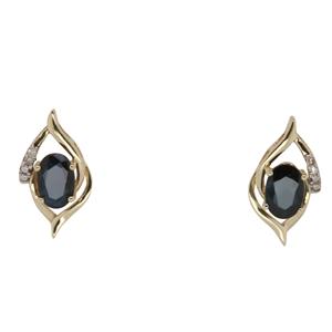 <p>Sapphire and Diamond Earrings. Matches IP1095</p>